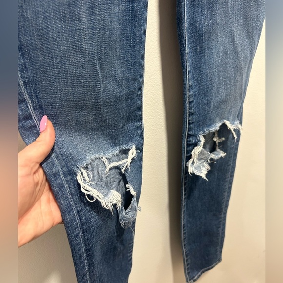 PARADISE MINE by ARITZIA jeans, low rise skinny, size 24, ripped knees - Picture 2 of 10